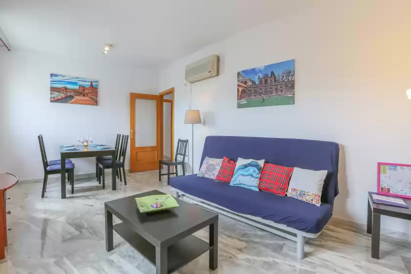 Holiday rentals in Azahar fibes, Sevilla