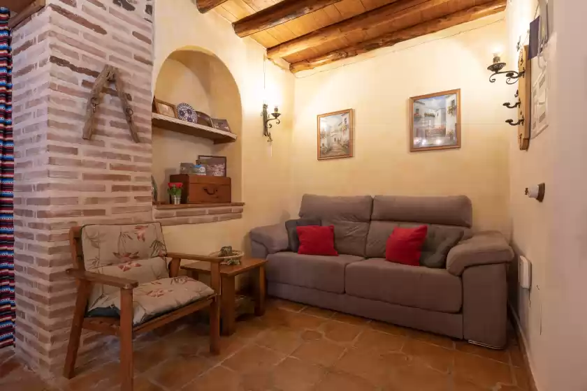 Holiday rentals in El porton, El Borge