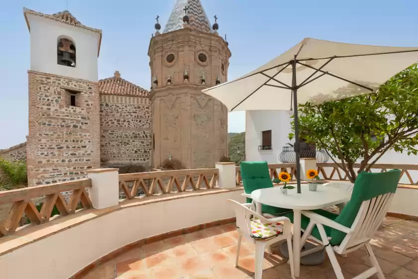 Holiday rentals in El porton, El Borge