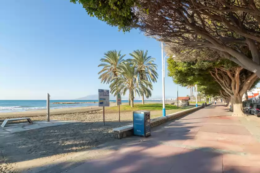 Holiday rentals in Casa coral beach, Málaga