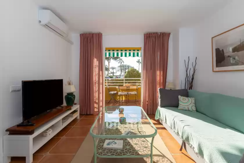 Holiday rentals in Bajamar de calaflores, La Cala del Moral