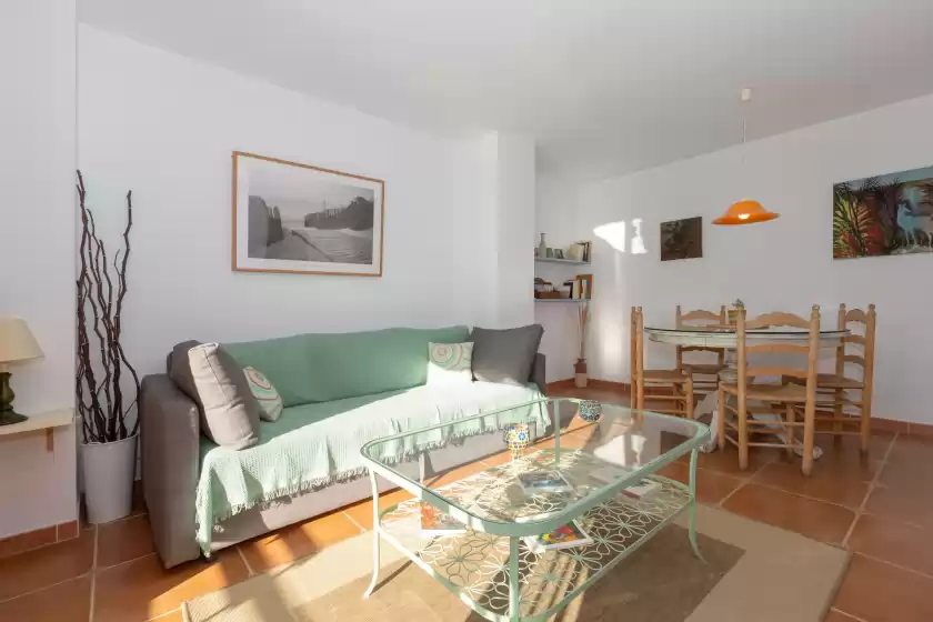 Holiday rentals in Bajamar de calaflores, La Cala del Moral