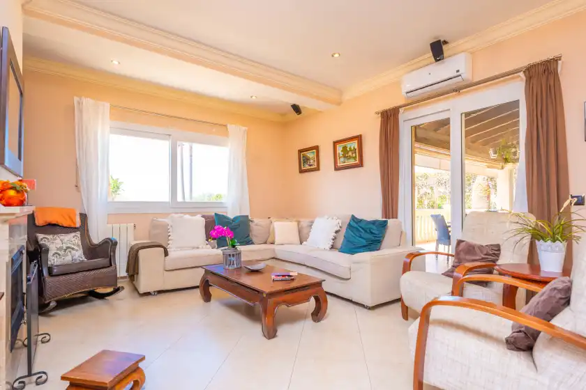 Holiday rentals in Chalet libertat, sa Torre