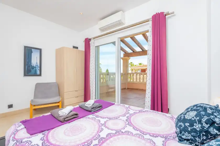 Holiday rentals in Chalet libertat, sa Torre
