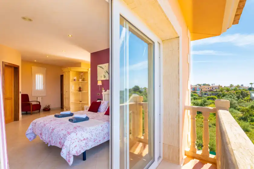 Holiday rentals in Chalet libertat, sa Torre