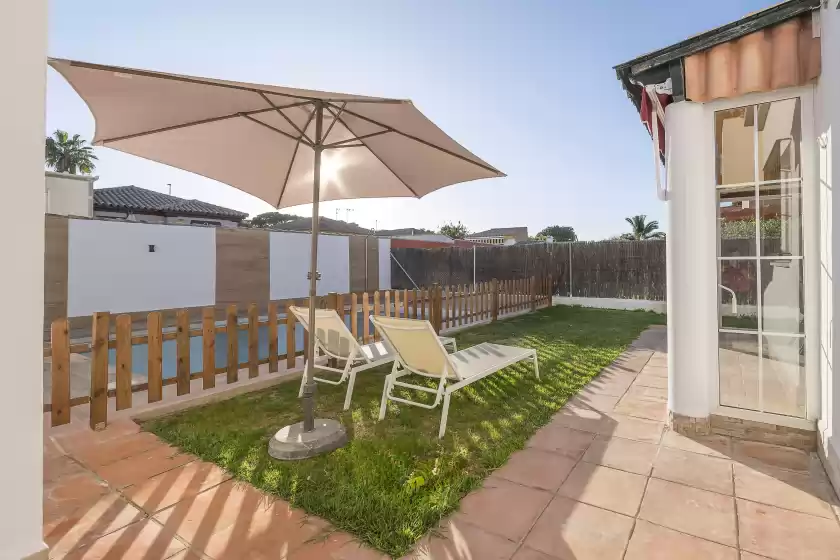 Holiday rentals in Villa del sol, Chiclana de la Frontera