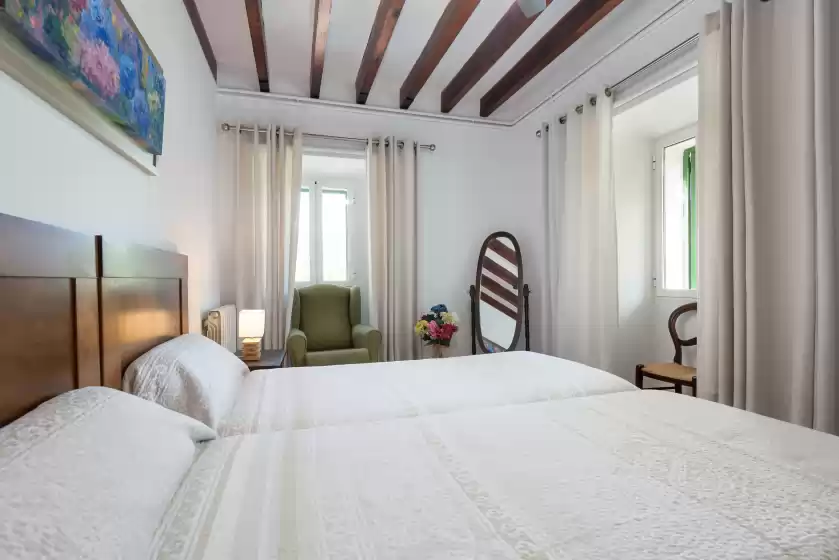 Holiday rentals in C'an pieres, Esporles