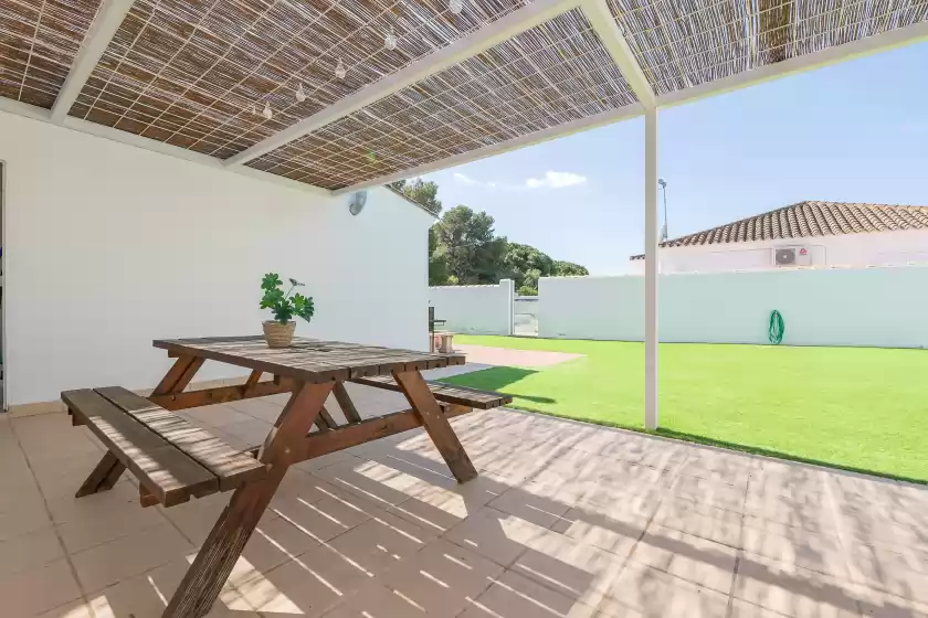 Holiday rentals in Islas marquesas i, Chiclana de la Frontera