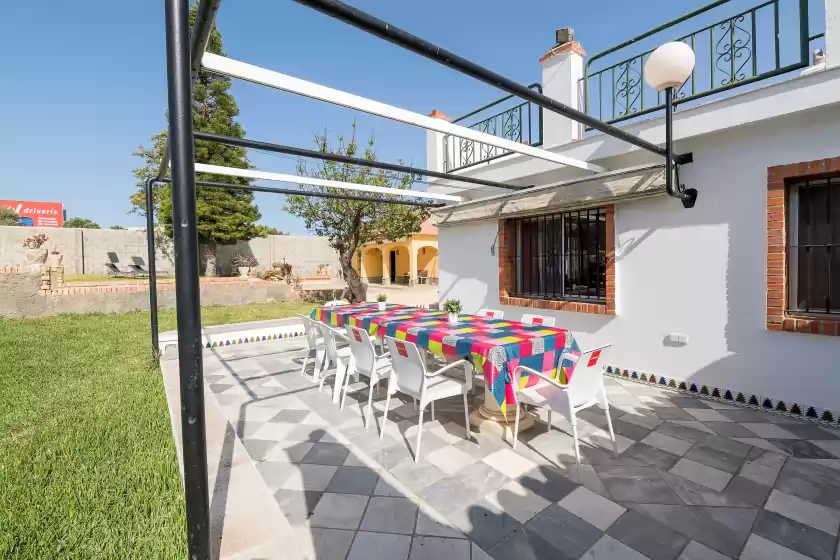 Holiday rentals in Villa mausi, Chiclana de la Frontera