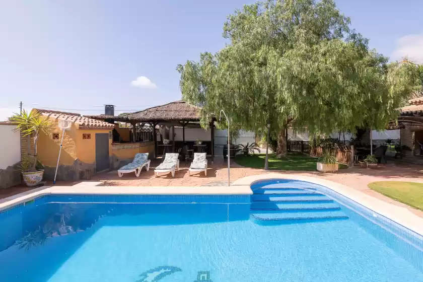 Holiday rentals in La redondela