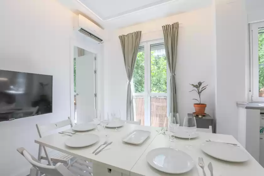 Holiday rentals in Azahar gran plaza, Sevilla