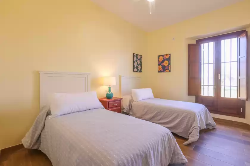 Holiday rentals in Montecristo - adults only, Carmona