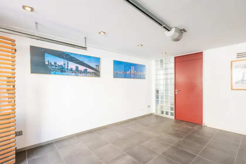 Holiday rentals in Villa palmera, Es Molinar