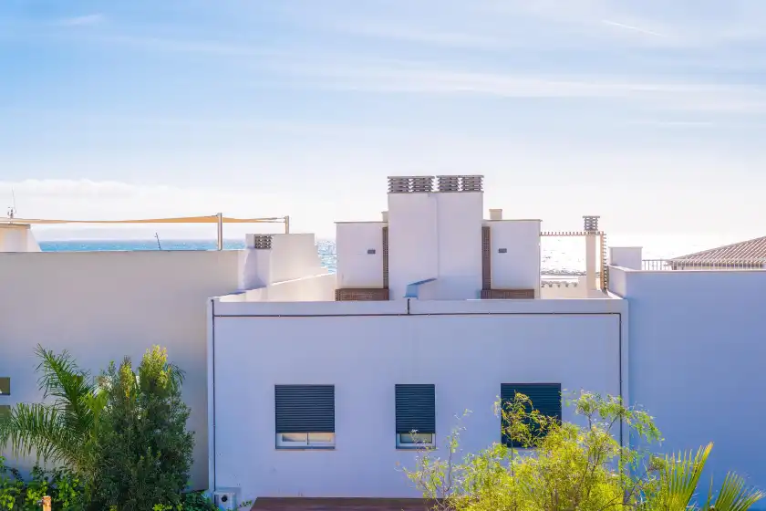 Holiday rentals in Villa palmera, Es Molinar