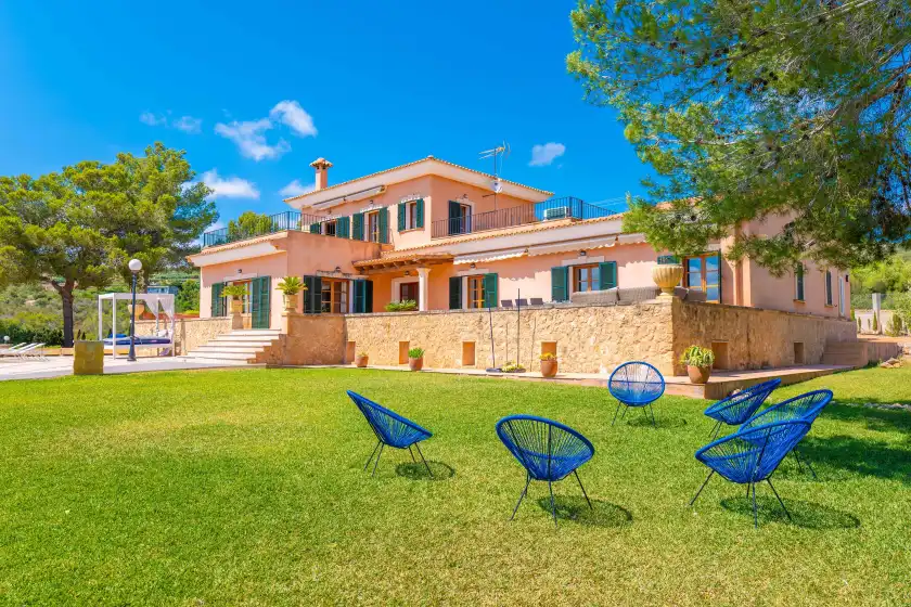 Holiday rentals in Imagine villa, Palma