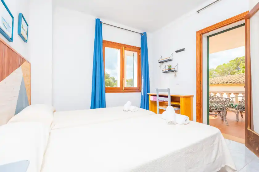 Ferienhaus auf Horabaixa, Portopetro