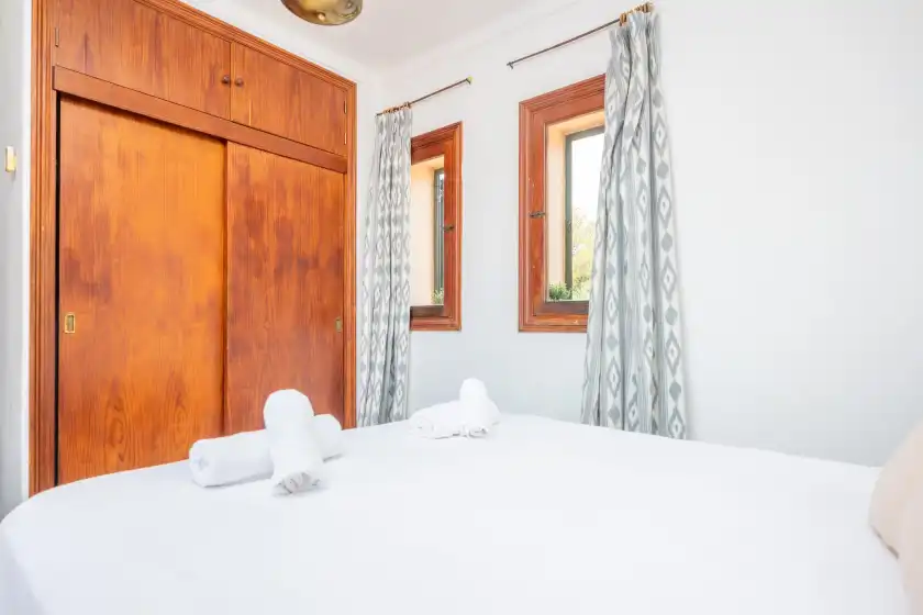 Ferienhaus auf Horabaixa, Portopetro