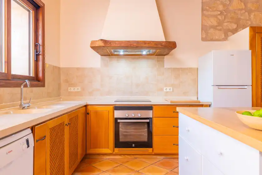 Holiday rentals in Son rossinyol nou, Campos