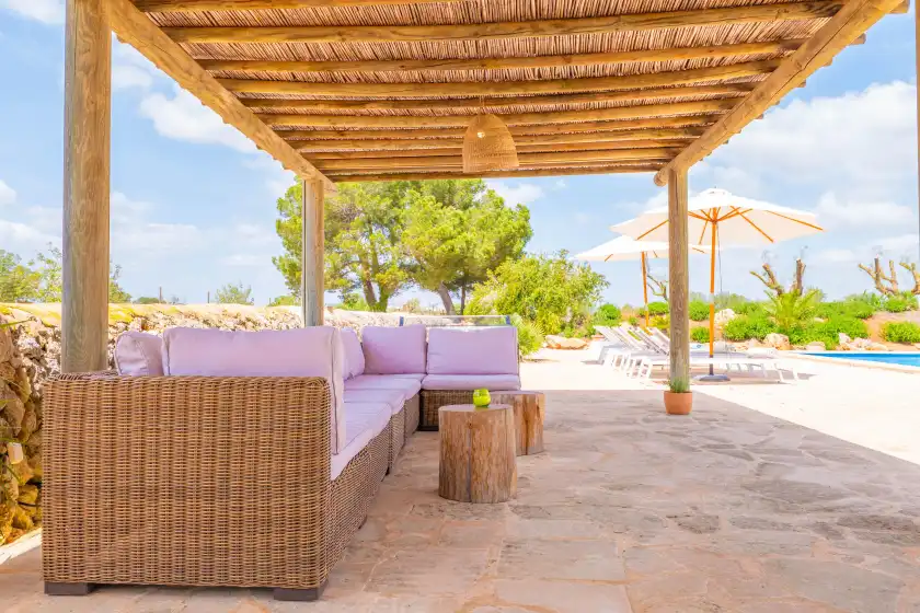 Holiday rentals in Son rossinyol nou, Campos