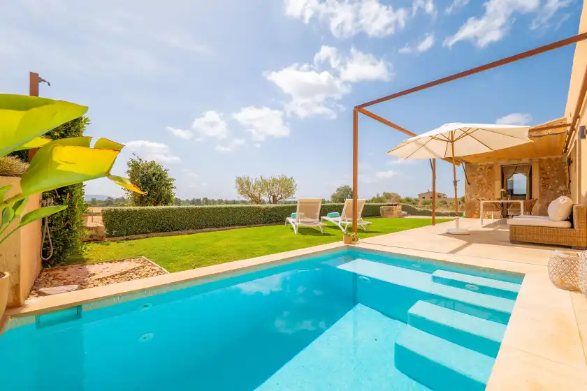 Holiday rentals in Son rossinyol nou (ses figueretes), Campos