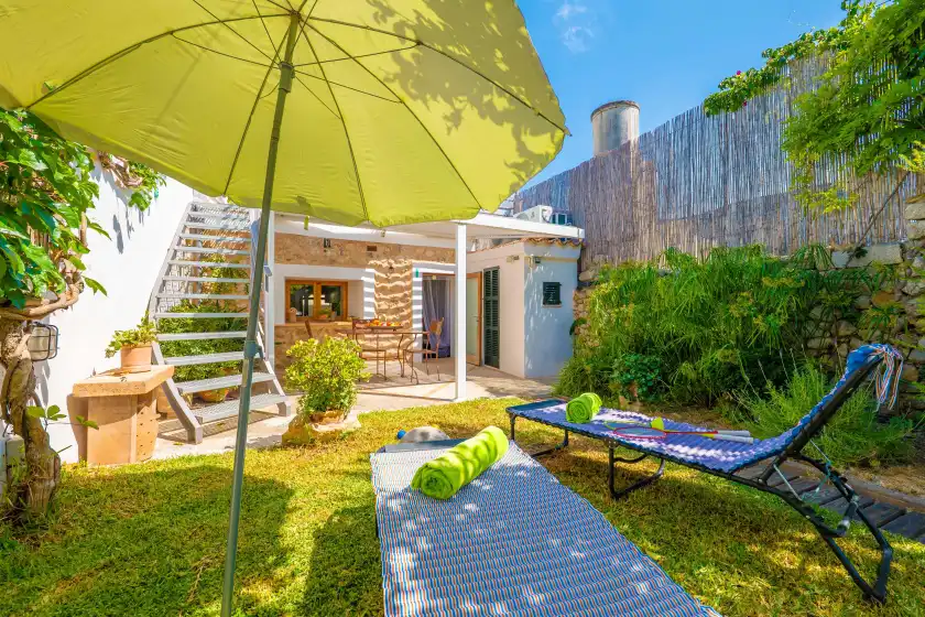 Holiday rentals in Can mateu (campanet), Campanet