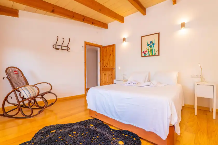 Holiday rentals in Can mateu (campanet), Campanet