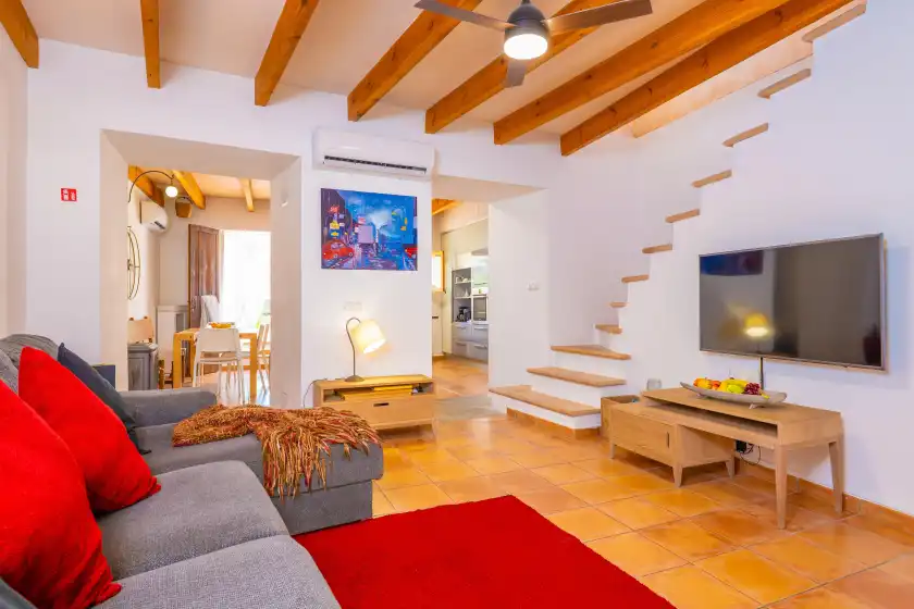 Holiday rentals in Can mateu (campanet), Campanet