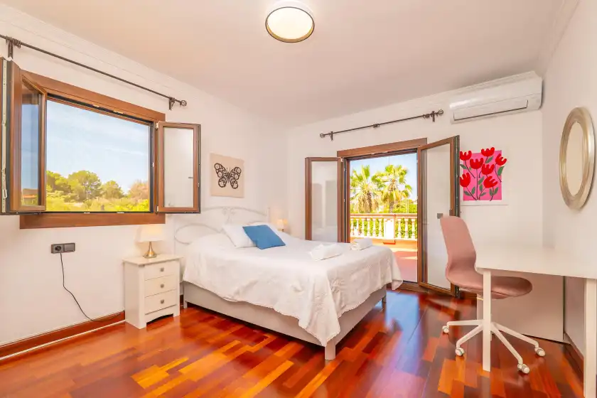 Holiday rentals in Marina blau, Llucmajor