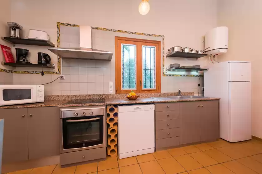 Holiday rentals in Can gallu - adults only, Moscari