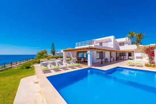 Villa sol naixent à Cala Serena, Felanitx, Mallorca, Illes Balears, España